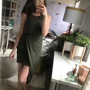 Green knotted dress